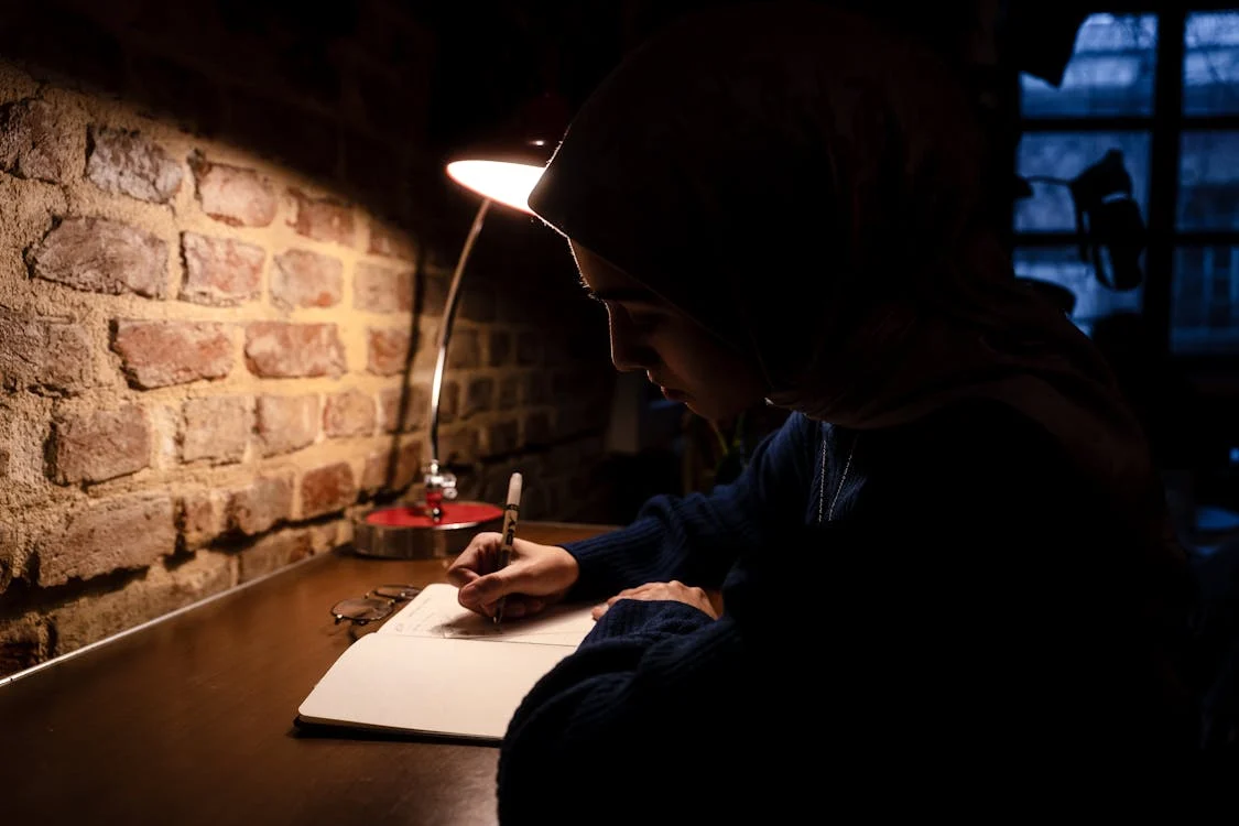 Menutup Hari dengan Kedamaian Sederhana